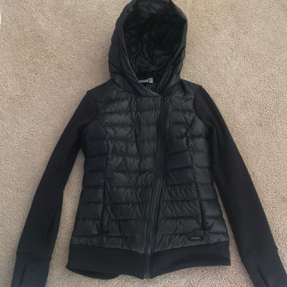 Athleta puffer hoodie